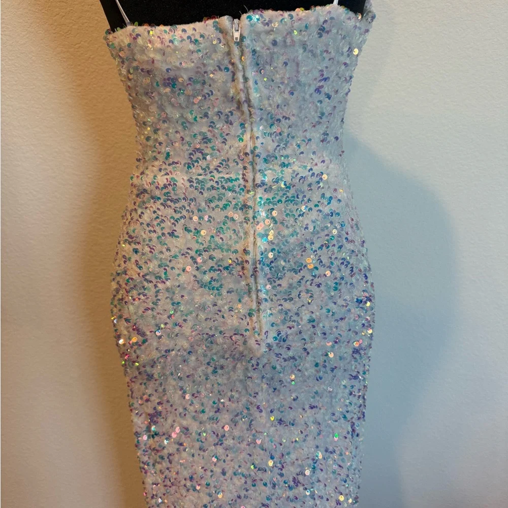 B. Smart White Sequin Prom Dress - Picture 8 of 15